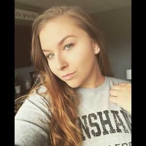 Meet your Posher, Carissa